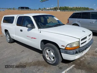 1999 Dodge Dakota with VIN 1B7FL22P0XS288012, listed as a IAAI auction lot 41695852 with 150,431 mi miles. Bid and sale history available at carsss.com. Image 1.