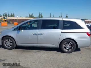2013 Honda Odyssey EX with VIN 5FNRL5H43DB044603, listed as a IAAI auction lot 41996667 with 132,864 mi miles. Bid and sale history available at carsss.com. Image 14.