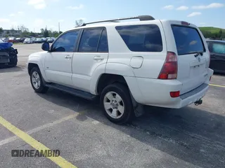 2005 Toyota 4Runner SR5 z VIN JTEZU14R750046647, wystawiony jako IAAI lot #42055705 z przebiegiem 279 909 mil mil oraz . Historia ofert i sprzedaży dostępna na DreamBid. Obrazek 3.