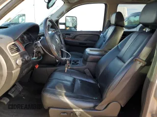 2008 Chevrolet Silverado 3500HD DRW LTZ with VIN 1GCJK33698F169636, listed as a Copart auction lot 43018745 with 256,640 mi miles and Salvage Title. Bid and sale history available at carsss.com. Image 7.