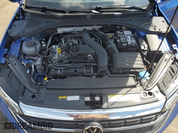 2024 Volkswagen Jetta SE with VIN 3VWEM7BU5RM095018, listed as a Copart auction lot 63504035 with 15,690 mi miles and Salvage title. Bid and sale history available at DreamBid. Image 11.