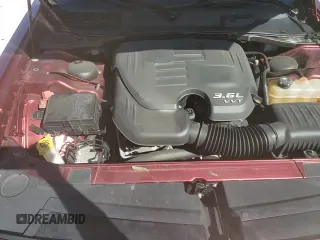 2018 Dodge Challenger SXT z VIN 2C3CDZAG5JH183608, wystawiony jako Copart lot #86529115 z przebiegiem 37 690 mil mil oraz Szkoda całkowita • Salvage title. Historia ofert i sprzedaży dostępna na DreamBid. Obrazek 14.