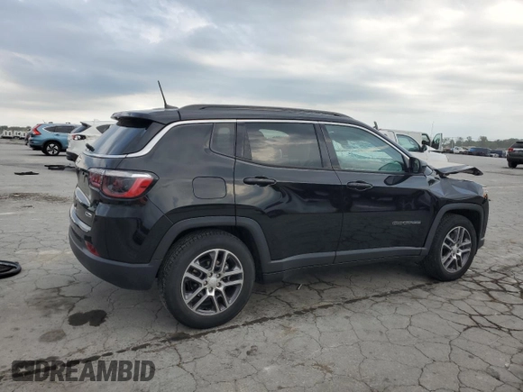 2020 Jeep Compass Latitude z VIN 3C4NJCBBXLT257063, wystawiony jako Copart lot #62596405 z przebiegiem 52 686 mil mil oraz Szkoda całkowita • Salvage title. Historia ofert i sprzedaży dostępna na DreamBid. Obrazek 3.