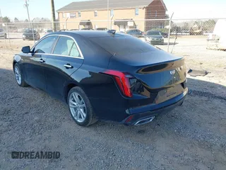 2025 Cadillac CT4 Luxury z VIN 1G6DA5RK8S0110154, wystawiony jako IAAI lot #41767412 z przebiegiem 4 026 mil mil oraz . Historia ofert i sprzedaży dostępna na DreamBid. Obrazek 3.