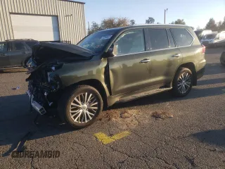 2021 Lexus LX z VIN JTJFY7AX3M4353870, wystawiony jako Copart lot #67265822 z przebiegiem 4 955 mil mil oraz . Historia ofert i sprzedaży dostępna na DreamBid. Obrazek 1.