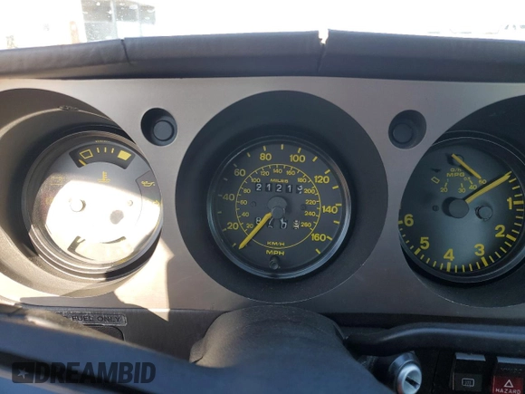 1984 Porsche 944 with VIN WP0AA0948EN456684, listed as a Copart auction lot 85347214 with 21,213 mi miles and Clean Title. Bid and sale history available at carsss.com. Image 9.