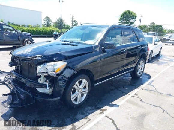 2013 Mercedes-Benz M 350 with VIN 4JGDA5JBXDA110173, listed as a IAAI auction lot 42166176 with 232,012 mi miles and . Bid and sale history available at DreamBid. Image 2.