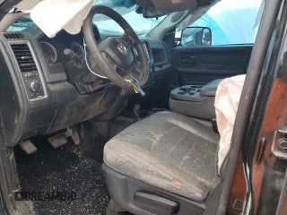2016 Ram 2500 Tradesman z VIN 3C6UR5CL1GG161710, wystawiony jako Copart lot #87543575 z przebiegiem 172 781 mil mil oraz Szkoda całkowita • Salvage title. Historia ofert i sprzedaży dostępna na DreamBid. Obrazek 7.