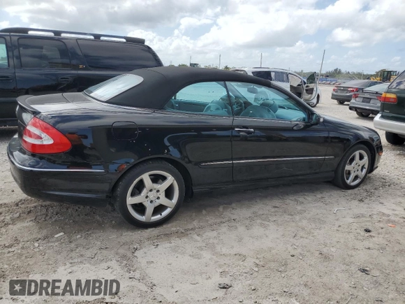 2005 Mercedes-Benz CLK 500 with VIN WDBTK75G45T035778, listed as a Copart auction lot 51510295 with 44,100 mi miles and Salvage title. Bid and sale history available at DreamBid. Image 3.