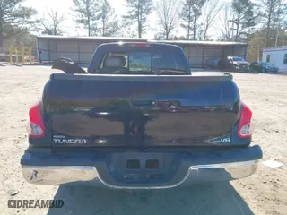 2003 Toyota Tundra SR5 with VIN 5TBRT34193S439548, listed as a IAAI auction lot 41333377 with 236,659 mi miles. Bid and sale history available at carsss.com. Image 17.