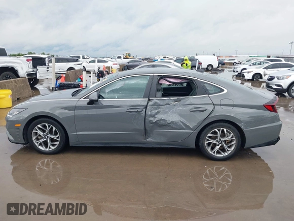 2020 Hyundai Sonata SEL z VIN 5NPEL4JA9LH035459, wystawiony jako IAAI lot #42200766 z przebiegiem 34 027 mil mil oraz . Historia ofert i sprzedaży dostępna na DreamBid. Obrazek 14.