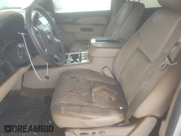 2011 GMC Yukon XL Denali with VIN 1GKS1MEFXBR334467, listed as a Copart auction lot 44688165 with 0 mi miles and Salvage Title. Bid and sale history available at carsss.com. Image 7.