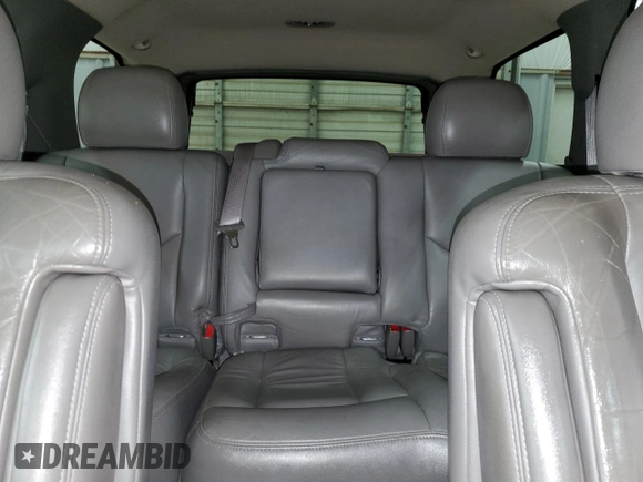 2003 GMC Yukon SLT with VIN 1GKEK13V03J153137, listed as a Copart auction lot 46810965 with 271,278 mi miles and Salvage Title. Bid and sale history available at carsss.com. Image 10.