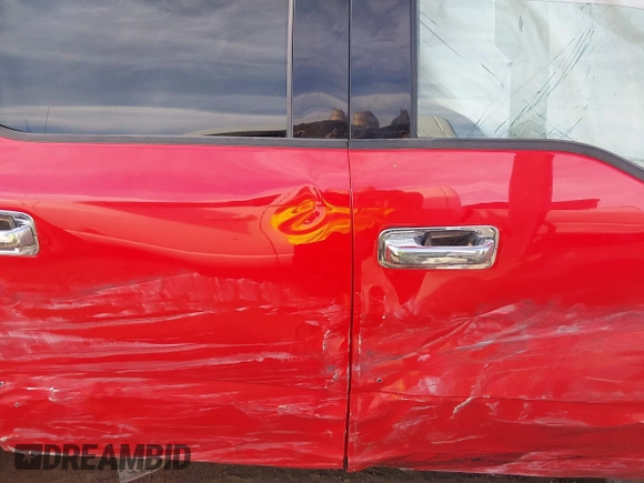 2015 Ford F-150 XLT with VIN 1FTEW1EP6FFC78164, listed as a IAAI auction lot 41629720 with 176,756 mi miles and . Bid and sale history available at carsss.com. Image 11.