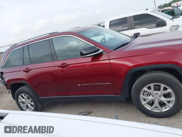 2023 Jeep Grand Cherokee Limited with VIN 1C4RJHBGXPC614527, listed as a IAAI auction lot 42121821 with 35,874 mi miles and . Bid and sale history available at DreamBid. Image 13.