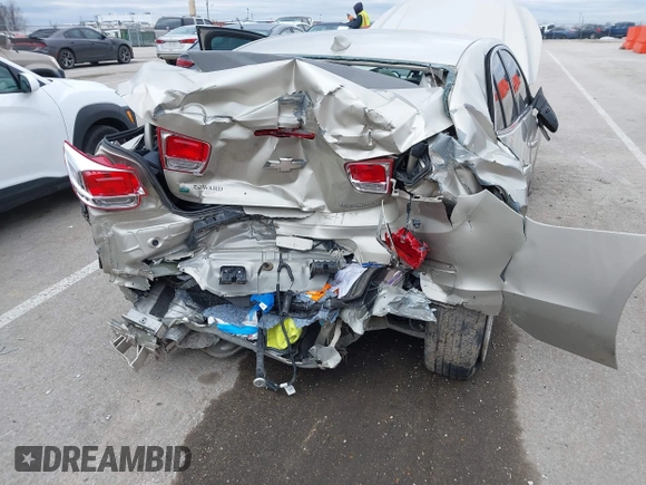 2015 Chevrolet Malibu LT with VIN 1G11C5SL4FF319514, listed as a IAAI auction lot 41532220 with 191,603 mi miles and . Bid and sale history available at DreamBid. Image 6.