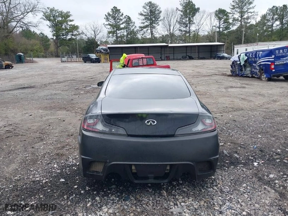 2006 Infiniti G35 Coupe with VIN JNKCV54E16M722272, listed as a IAAI auction lot 41839803 with 162,655 mi miles. Bid and sale history available at carsss.com. Image 16.