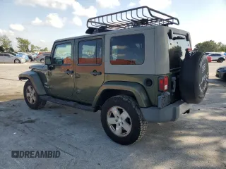 2008 Jeep Wrangler Unlimited Sahara with VIN 1J4GA59198L566019, listed as a Copart auction lot 53975965 with 184,612 mi miles and Salvage Title. Bid and sale history available at carsss.com. Image 2.