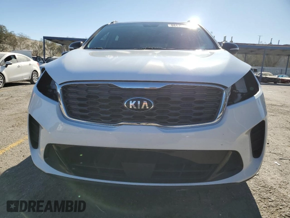 2020 Kia Sorento LX V6 with VIN 5XYPG4A55LG695652, listed as a Copart auction lot 88478465 with 88,107 mi miles and Salvage Title. Bid and sale history available at carsss.com. Image 5.