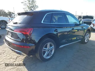 2024 Audi Q5 S line Premium with VIN WA1G2AFY6R2104354, listed as a IAAI auction lot 42248000 with 6,157 mi miles and . Bid and sale history available at DreamBid. Image 4.