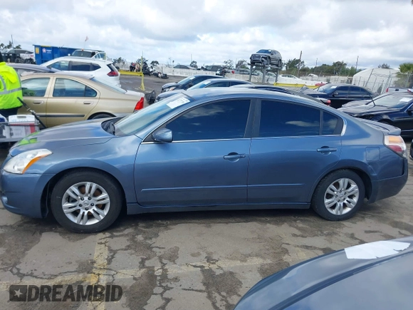 2011 Nissan Altima 2.5 S with VIN 1N4AL2AP6BN432252, listed as a IAAI auction lot 41777738 with 96,416 mi miles. Bid and sale history available at carsss.com. Image 14.