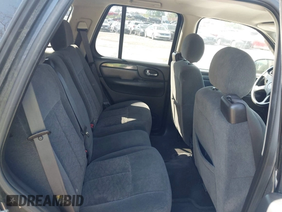 2005 GMC Envoy SLE with VIN 1GKDT13S552253519, listed as a IAAI auction lot 42113617 with 172,058 mi miles and . Bid and sale history available at DreamBid. Image 8.