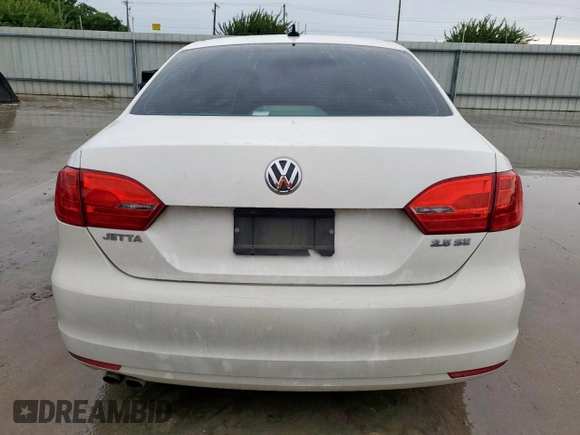 2012 Volkswagen Jetta SE with VIN 3VWDX7AJ7CM339995, listed as a Copart auction lot 60533525 with 199,028 mi miles and Clean title. Bid and sale history available at DreamBid. Image 6.