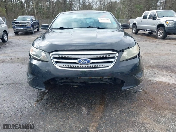 2011 Ford Taurus SE with VIN 1FAHP2DW8BG164136, listed as a IAAI auction lot 41775540 with 199,313 mi miles. Bid and sale history available at carsss.com. Image 12.