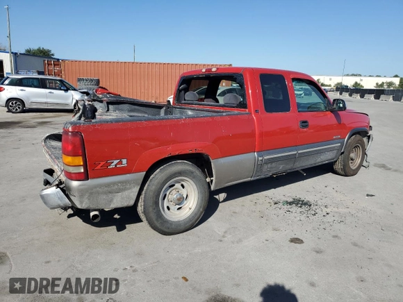 2000 Chevrolet Silverado 1500 LS with VIN 2GCEC19V4Y1223109, listed as a Copart auction lot 53562275 with 180,352 mi miles and Salvage Title. Bid and sale history available at carsss.com. Image 3.