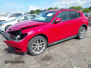 2018 Alfa Romeo Stelvio Sport z VIN ZASFAKPN0J7B61761, wystawiony jako IAAI lot #41144776 z przebiegiem 34 314 mil mil oraz . Historia ofert i sprzedaży dostępna na DreamBid. Obrazek 17.