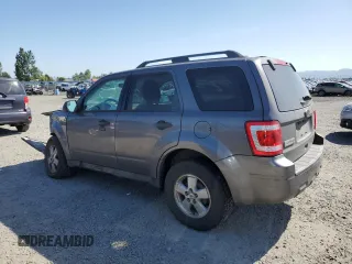2011 Ford Escape XLT z VIN 1FMCU9DG7BKC39271, wystawiony jako Copart lot #55880445 z przebiegiem 202 072 mil mil oraz Szkoda całkowita • Salvage title. Historia ofert i sprzedaży dostępna na DreamBid. Obrazek 2.