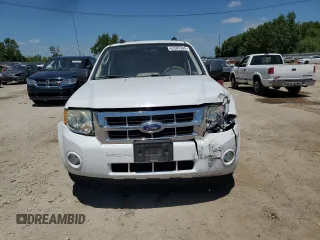 2012 Ford Escape XLT z VIN 1FMCU9DG3CKA09843, wystawiony jako Copart lot #63585395 z przebiegiem Nie podano mil oraz Szkoda całkowita • Salvage title. Historia ofert i sprzedaży dostępna na DreamBid. Obrazek 5.