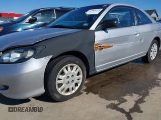 2004 Honda Civic LX with VIN 1HGEM22524L022246, listed as a IAAI auction lot 41589224 with 149,188 mi miles. Bid and sale history available at carsss.com. Image 6.