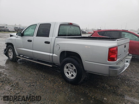 2005 Dodge Dakota SLT with VIN 1D7HE48N05S250870, listed as a Copart auction lot 48611265 with 73,177 mi miles and Salvage Title. Bid and sale history available at DreamBid. Image 2.