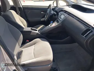 2014 Toyota Prius Four with VIN JTDKN3DU6E1822490, listed as a IAAI auction lot 42182797 with 192,338 mi miles. Bid and sale history available at carsss.com. Image 5.