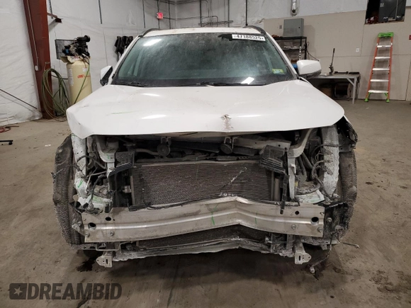 2020 Toyota RAV4 XLE with VIN 2T3P1RFV3LC131752, listed as a Copart auction lot 47188525 with 166,586 mi miles and Salvage Title. Bid and sale history available at DreamBid. Image 5.