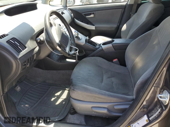 2015 Toyota Prius Four with VIN JTDKN3DU1F1977532, listed as a Copart auction lot 57658505 with 261,964 mi miles and Salvage title. Bid and sale history available at DreamBid. Image 7.