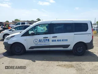 2015 Ford Transit Connect XL z VIN NM0GE9E71F1194497, wystawiony jako IAAI lot #42117422 z przebiegiem 262 570 mil mil oraz . Historia ofert i sprzedaży dostępna na DreamBid. Obrazek 14.