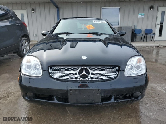 2000 Mercedes-Benz SLK-Class Kompressor with VIN WDBKK47F2YF154303, listed as a Copart auction lot 45880395 with 0 mi miles and Non Repairable. Bid and sale history available at carsss.com. Image 5.