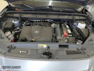 2022 Toyota Highlander Platinum with VIN 5TDFZRBH5NS255058, listed as a Copart auction lot 49701335 with 22,770 mi miles and Salvage Title. Bid and sale history available at carsss.com. Image 12.