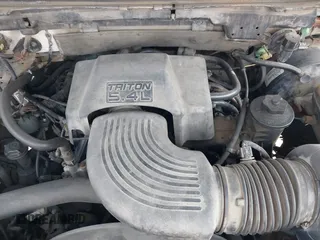 2002 Ford F-150 XL with VIN 1FTPF17L22NA33980, listed as a IAAI auction lot 41968252 with Not provided miles and . Bid and sale history available at DreamBid. Image 10.