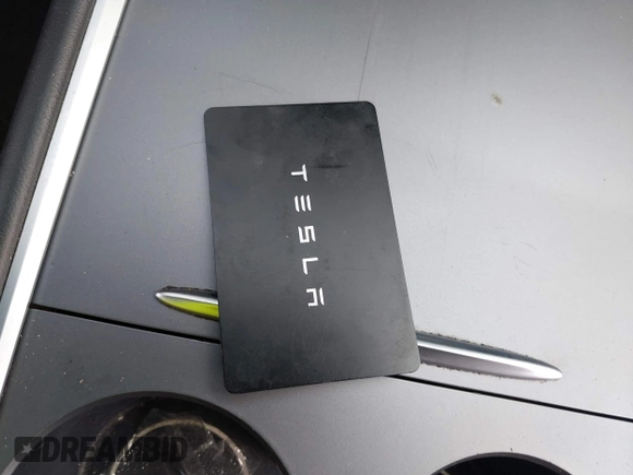 2023 Tesla Model 3 z VIN 5YJ3E1EA1PF449575, wystawiony jako IAAI lot #42457119 z przebiegiem 51 084 mil mil oraz . Historia ofert i sprzedaży dostępna na DreamBid. Obrazek 11.