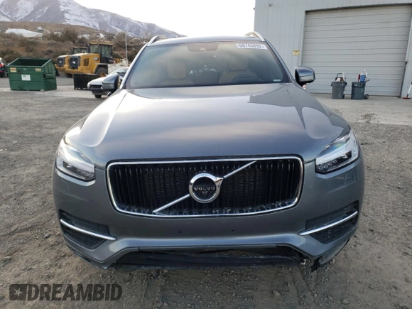 2019 Volvo XC90 Momentum with VIN YV4A22PK9K1504087, listed as a Copart auction lot 68743892 with 49,814 mi miles. Bid and sale history available at carsss.com. Image 5.