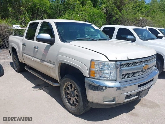 2012 Chevrolet Silverado 1500 LT with VIN 3GCPKSE73CG146306, listed as a IAAI auction lot 41997096 with 180,272 mi miles. Bid and sale history available at carsss.com. Image 1.