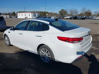 2017 Kia Optima EX with VIN 5XXGU4L30HG126899, listed as a IAAI auction lot 41701811 with 115,196 mi miles. Bid and sale history available at carsss.com. Image 3.