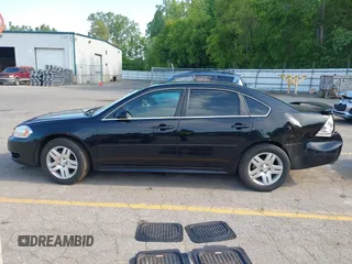 2015 Chevrolet Impala LT с VIN 2G1WB5E38F1152036, выставлен на аукционе IAAI как лот 42379778 с пробегом 95 028 миль миль и . История ставок и продаж доступна на DreamBid. Изображение 14.