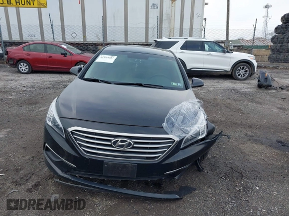 2017 Hyundai Sonata SE with VIN 5NPE24AF0HH555667, listed as a IAAI auction lot 41864287 with 96,380 mi miles and . Bid and sale history available at DreamBid. Image 12.