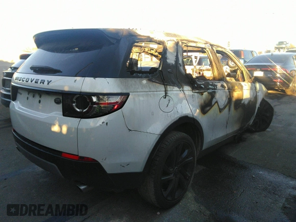 2015 Land Rover Discovery Sport HSE with VIN SALCR2BG0FH538211, listed as a IAAI auction lot 38457101 with 1 mi miles. Bid and sale history available at carsss.com. Image 4.