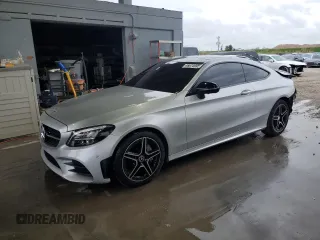 2020 Mercedes-Benz C 300 с VIN WDDWJ8DB7LF942331, выставлен на аукционе Copart как лот 46674995 с пробегом 26 267 миль миль и Списание • Salvage title. История ставок и продаж доступна на DreamBid. Изображение 1.