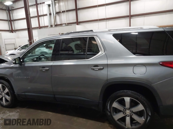 2018 Chevrolet Traverse LT Leather with VIN 1GNEVHKW2JJ220525, listed as a IAAI auction lot 41570668 with 147,721 mi miles. Bid and sale history available at carsss.com. Image 14.